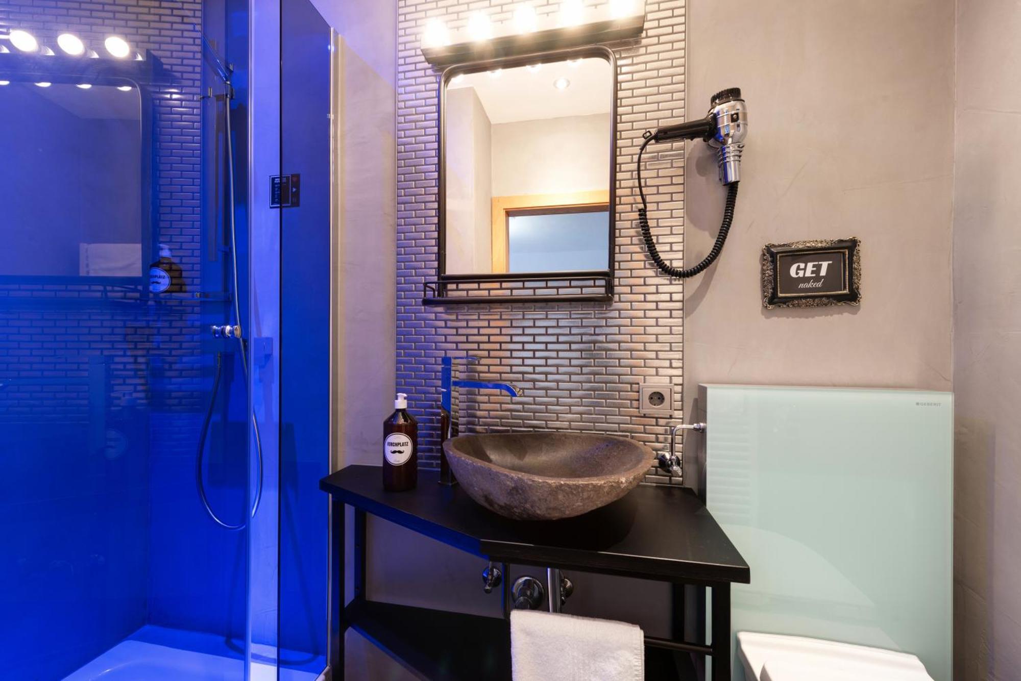 Hotel Pension Kirchplatz ซังคท์อันทอนอัมอาร์ลแบร์ก ห้อง รูปภาพ