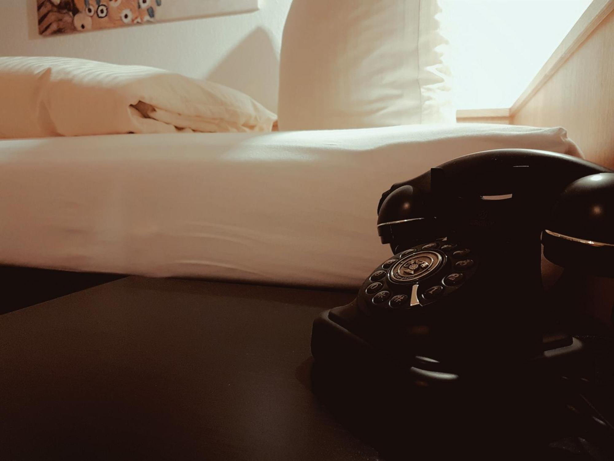 Hotel Pension Kirchplatz ซังคท์อันทอนอัมอาร์ลแบร์ก ห้อง รูปภาพ